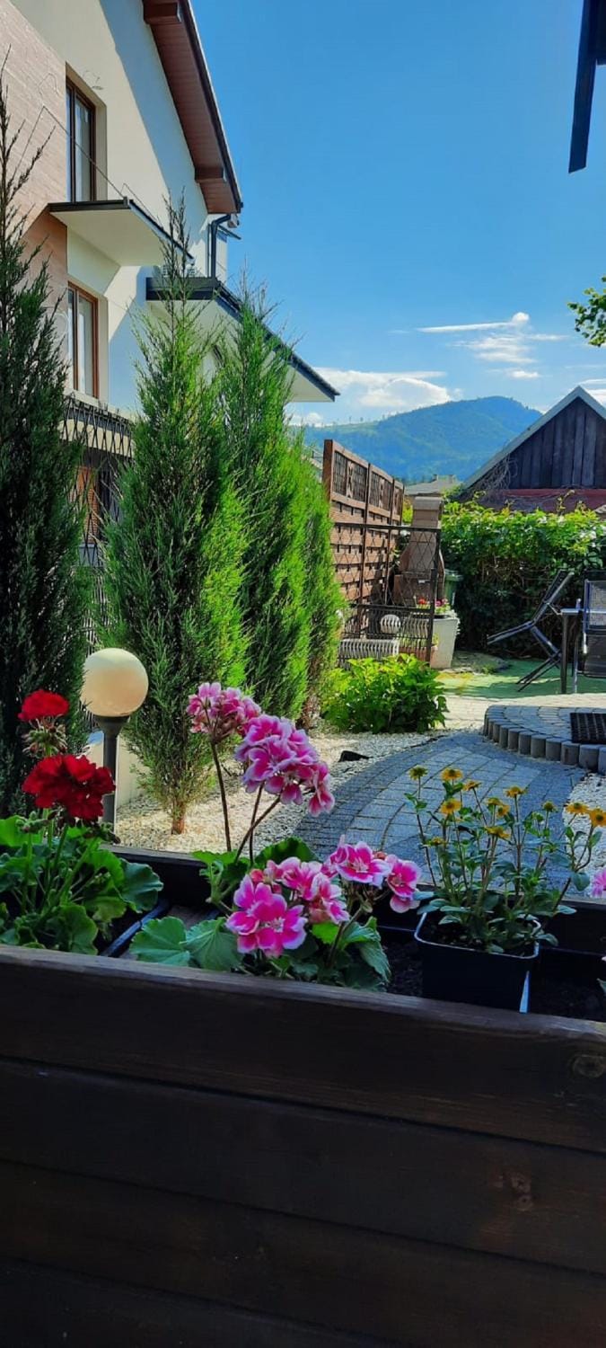 Spring, Day, Natural landscape, View (from property/room), Balcony/Terrace, Balcony/Terrace, Mountain view, Swimming pool