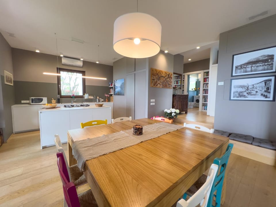 Kitchen or kitchenette, Living room, Dining area, stove