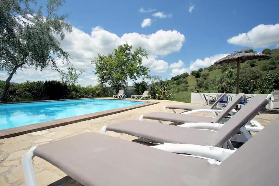 Natural landscape, Mountain view, Pool view, Swimming pool, sunbed