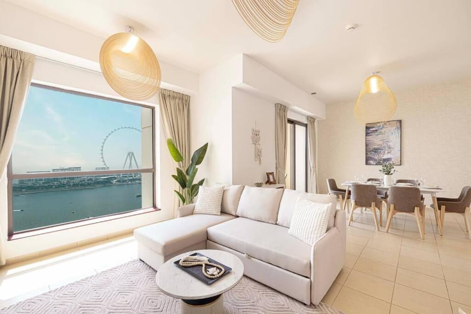 Natural landscape, Living room, Dining area, Sea view