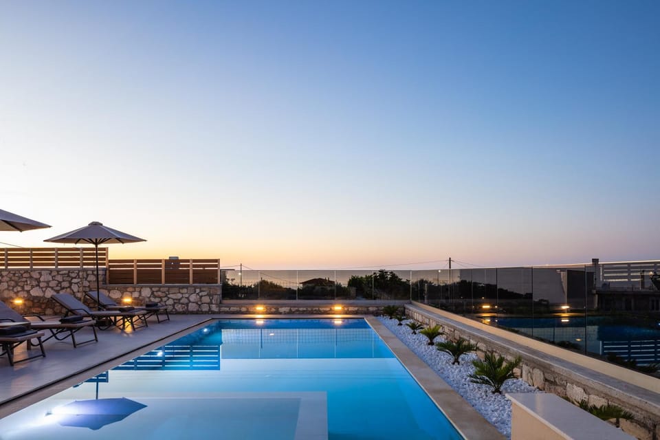Pool view, Sea view, Sunrise, Sunset, sunbed
