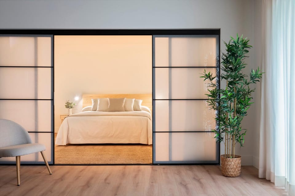 Bed, Photo of the whole room, Bedroom