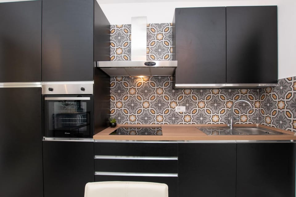 Kitchen or kitchenette, minibar, oven, pet friendly, stove