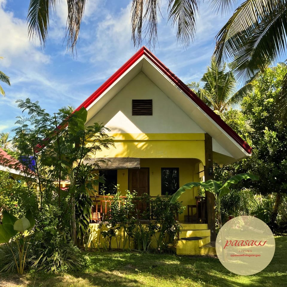 Property building, Day, Garden, Garden view