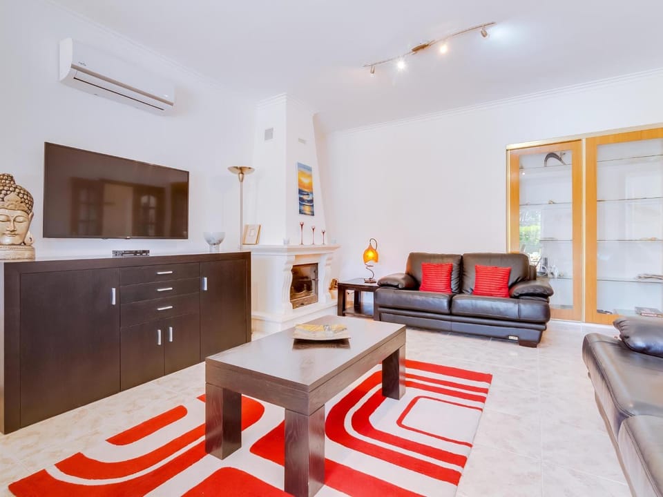 TV and multimedia, Living room, air conditioner
