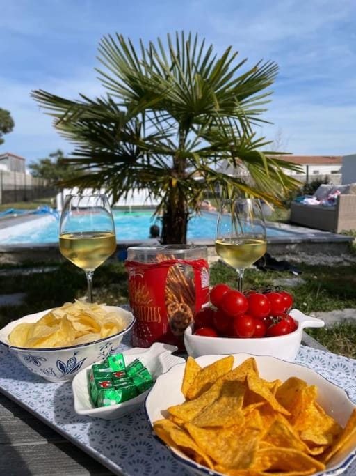 Villa de charme piscine chauffée St Pierre Oléron Villa in Saint-Georges-d'Oléron