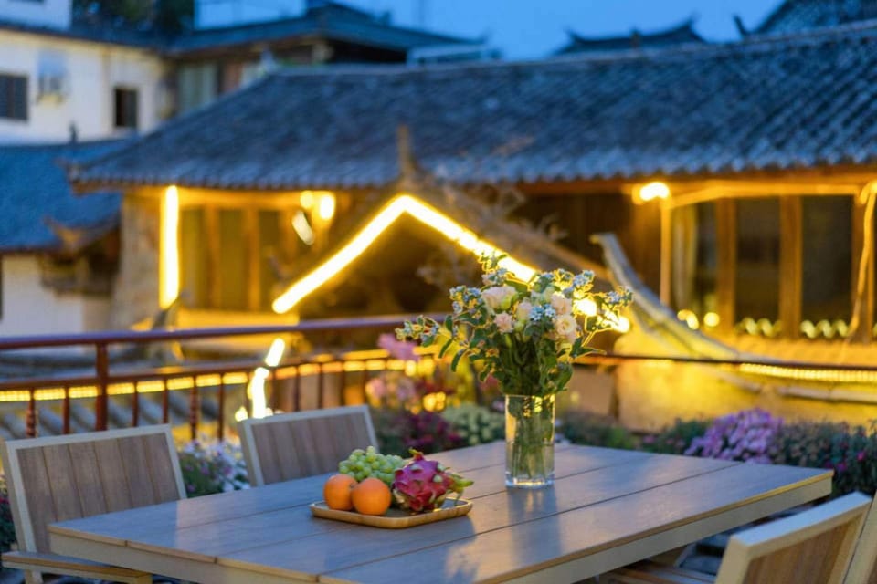 Balcony/Terrace, Garden view