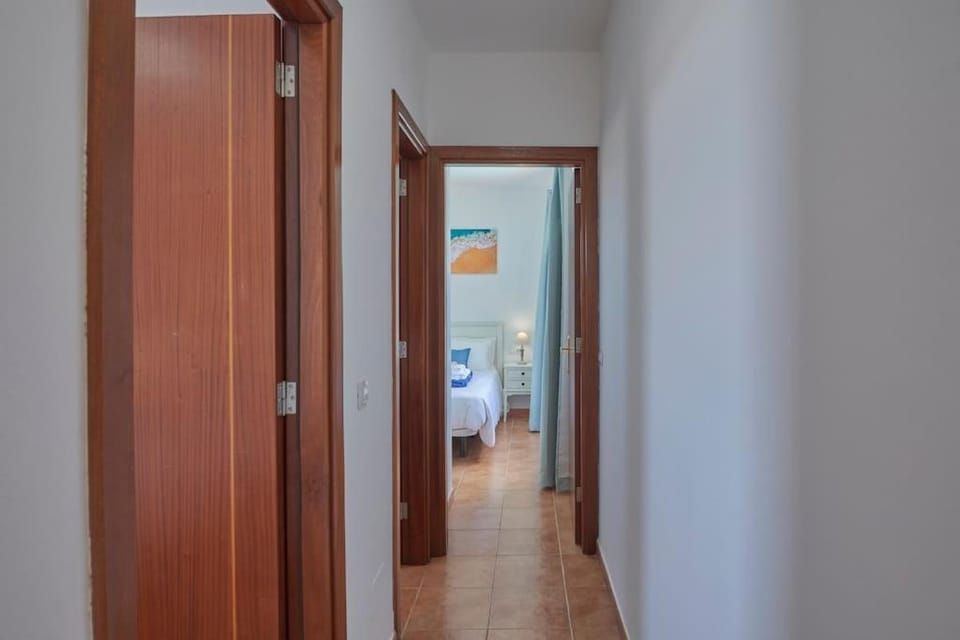 Casa María Duplex with Sea & Mountain Views, 15 Minutes walk from the Marina Rubicón House in Playa Blanca