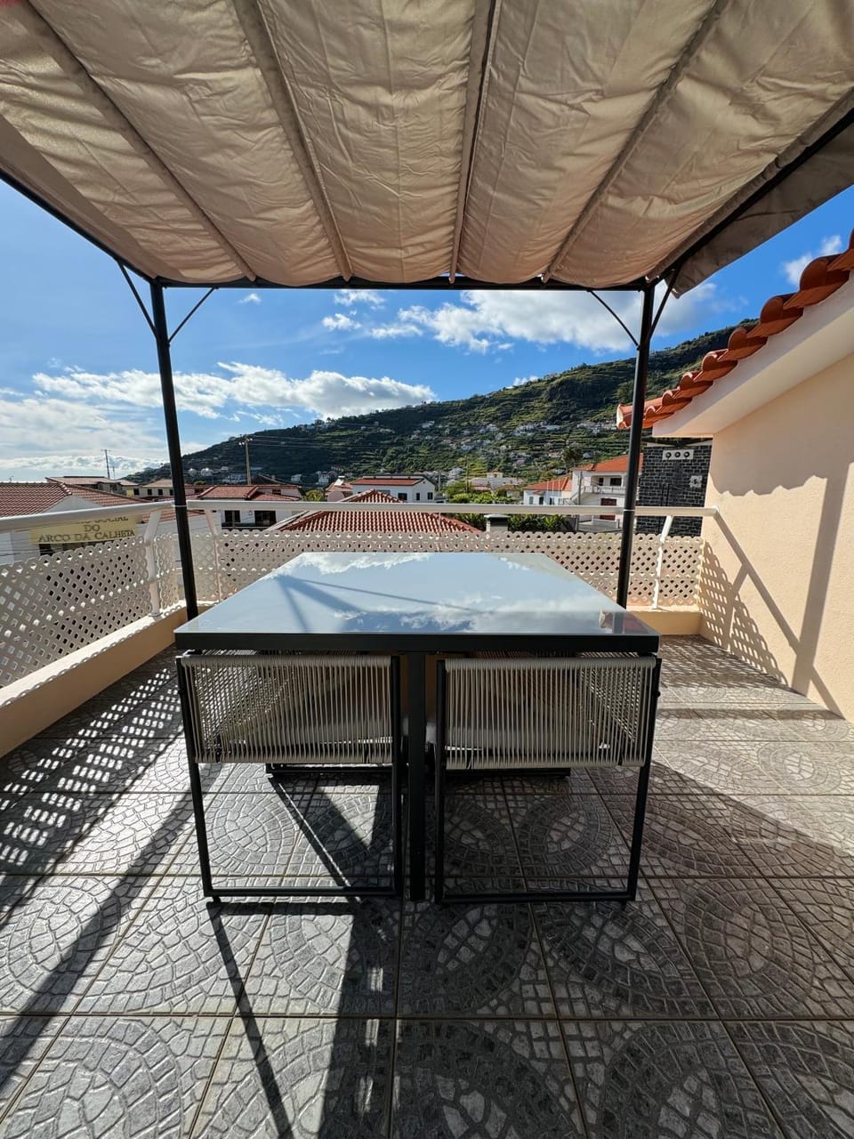 Day, Natural landscape, View (from property/room), Balcony/Terrace, Dining area, Mountain view