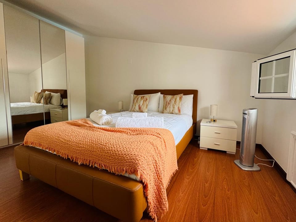 Bed, Photo of the whole room, Bedroom, towels, wardrobe