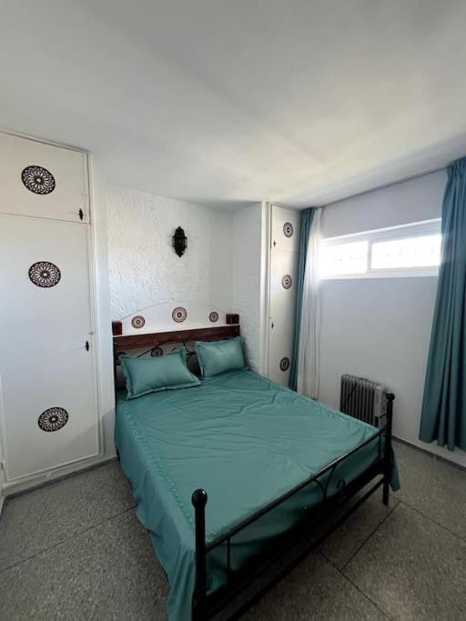 Bedroom, wardrobe