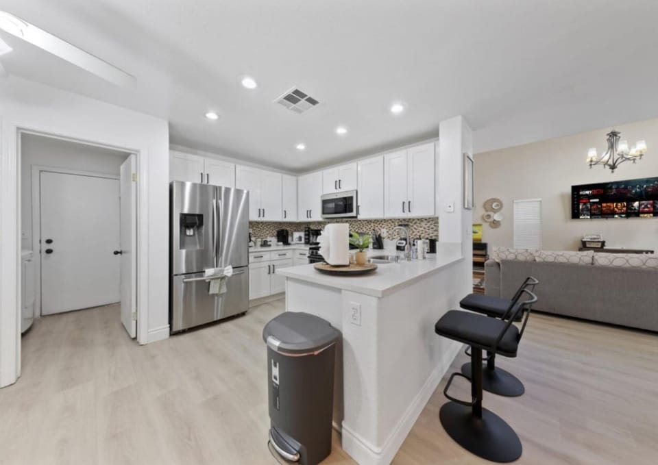 Kitchen or kitchenette, kitchen