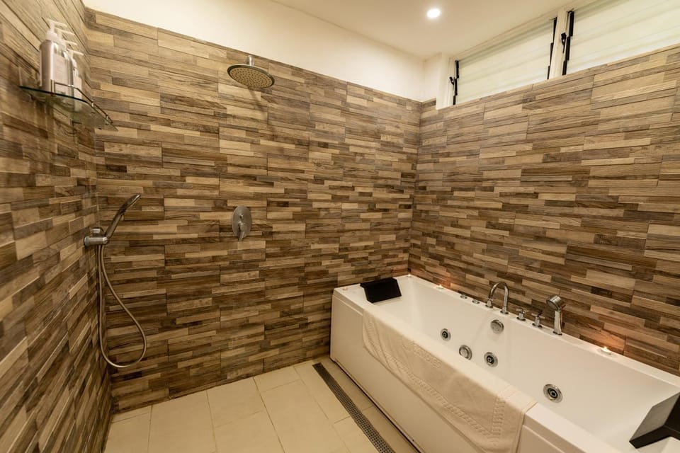 Shower, Bathroom, Bath