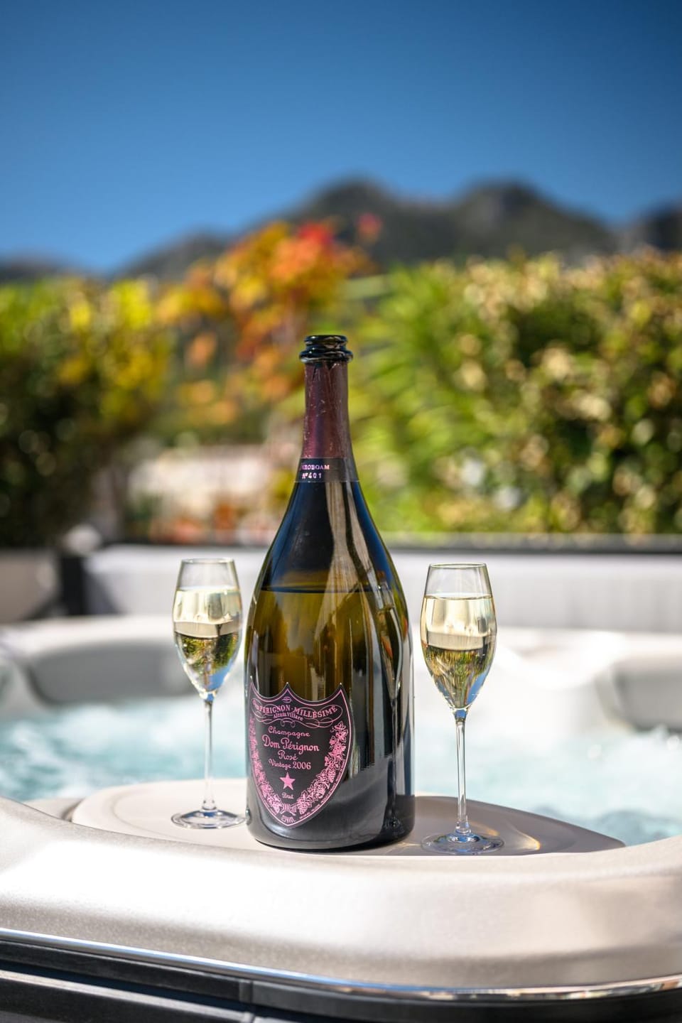 Day, Natural landscape, Mountain view, Alcoholic drinks