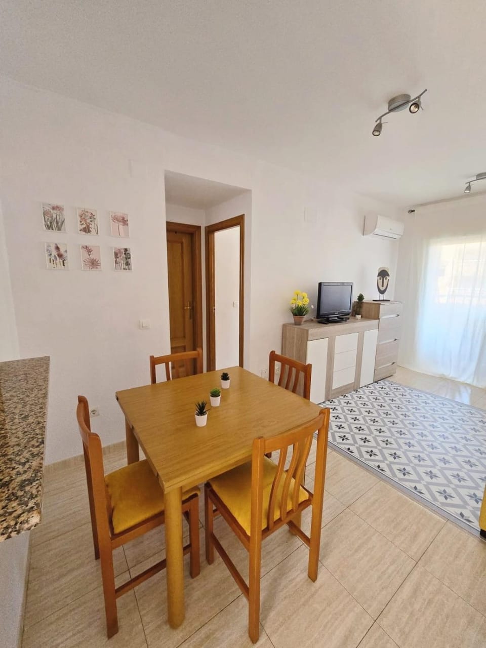 Apartamentos D&D VISTAMAR 1 línea Apartment in Valencian Community