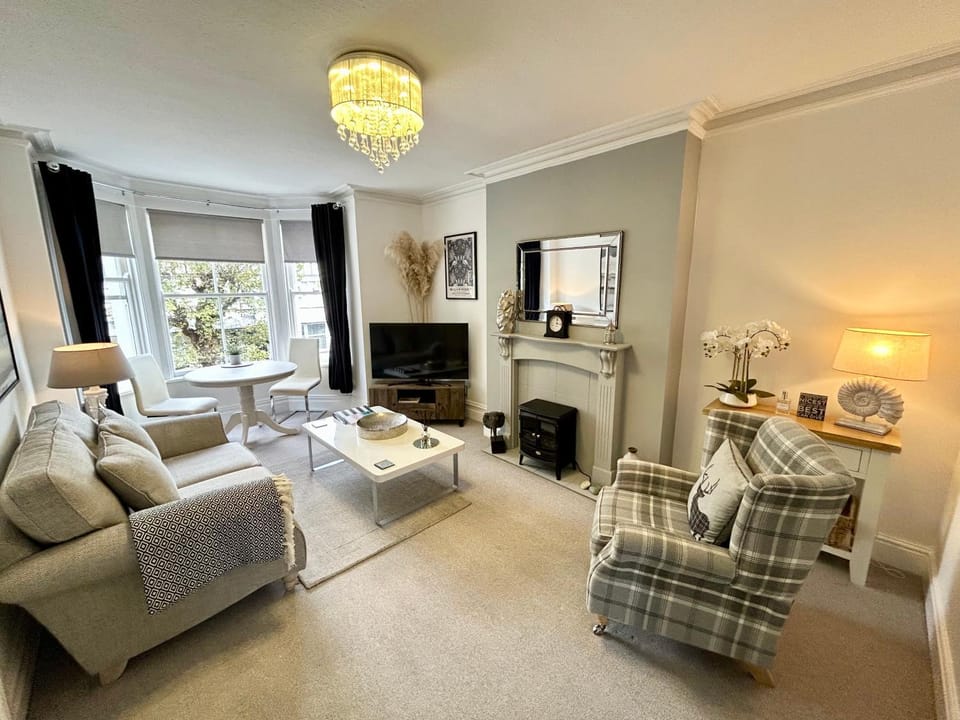 Willesden, Apartment 1, A beautifully furnished one bedroomed apartment in the heart of Llandudno Apartment in Llandudno