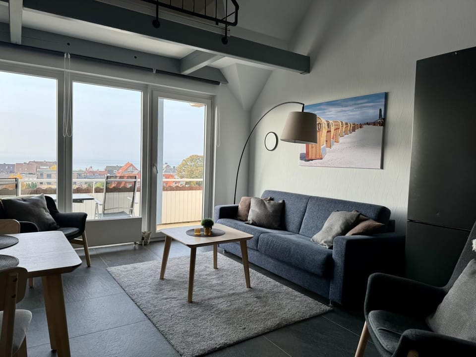 Living room, Photo of the whole room