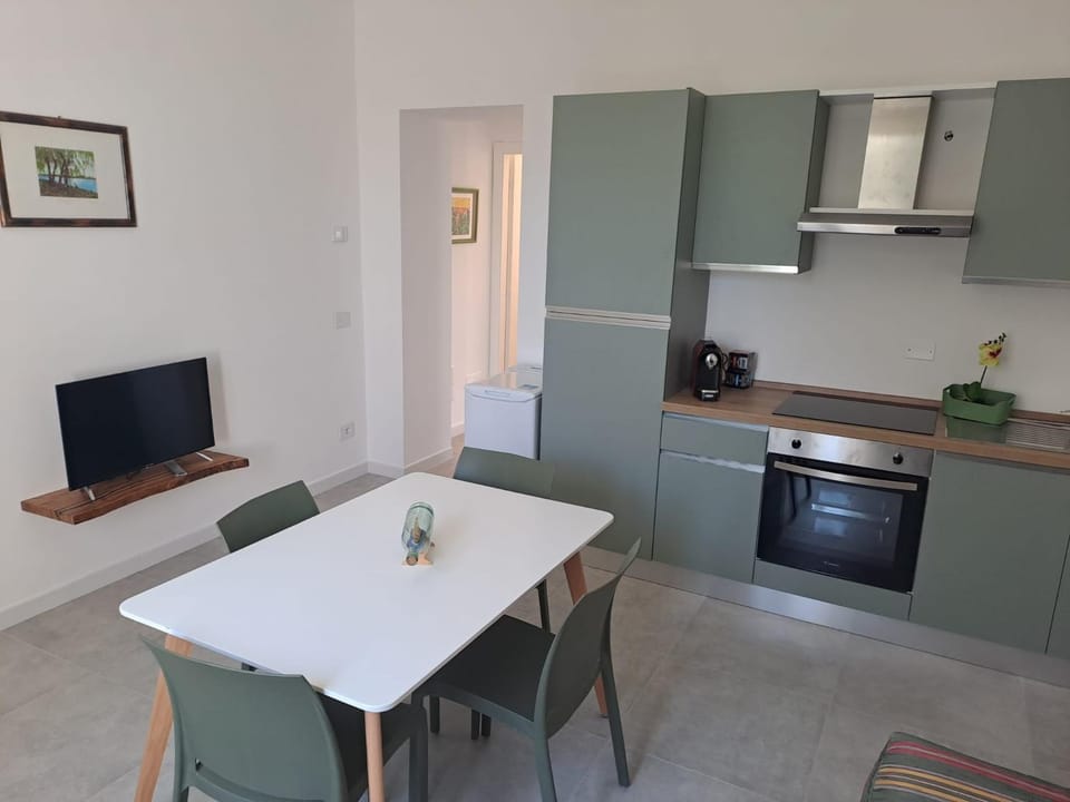 TV and multimedia, Kitchen or kitchenette