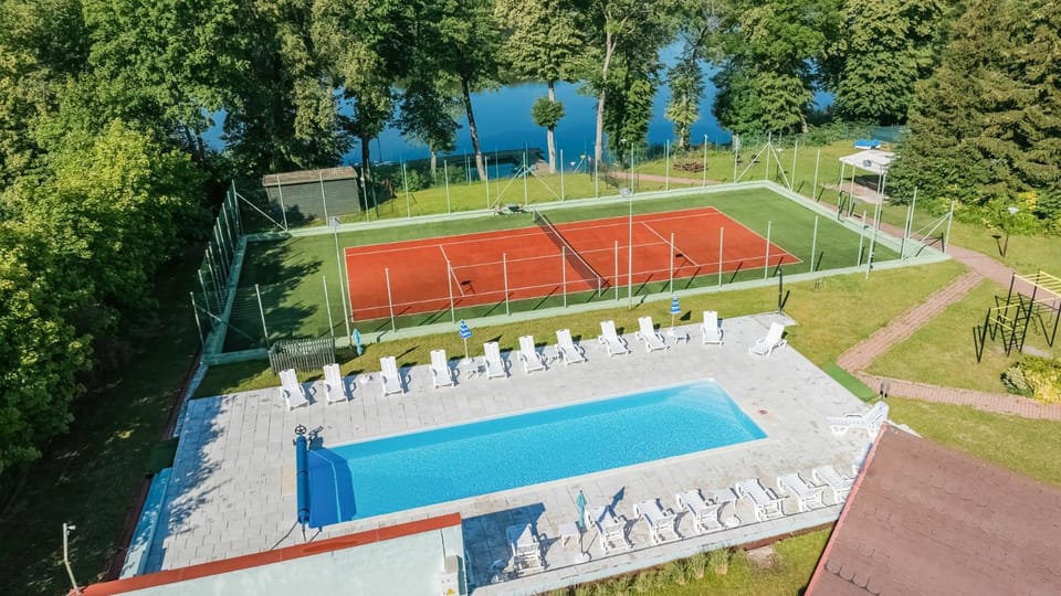 Natural landscape, Bird's eye view, Tennis court, Tennis court, Pool view, Swimming pool, Swimming pool