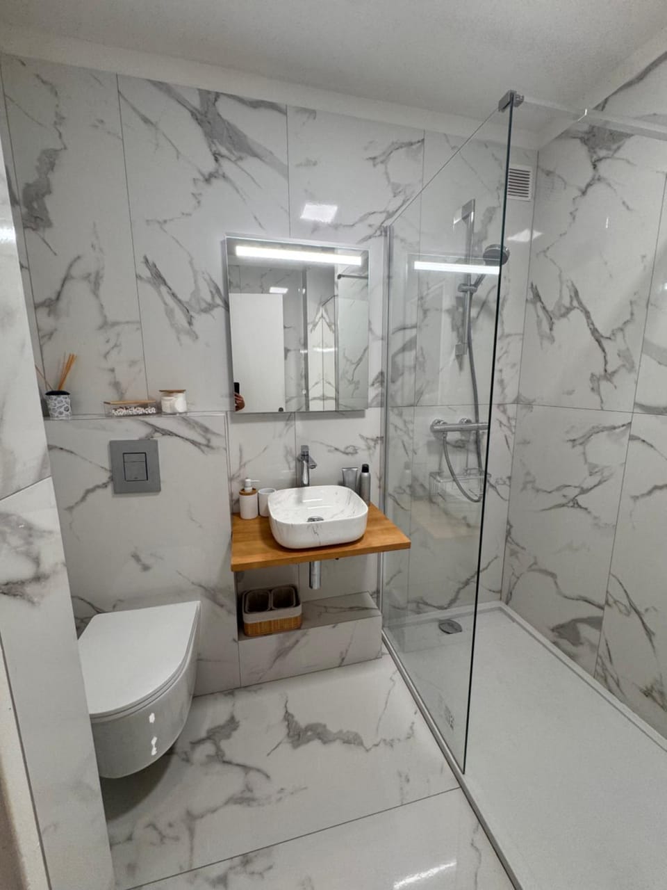 Парк Круазет , Апартаменты 3 комнаты , с террасой и паркингом , Apartment in Cannes