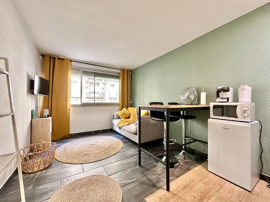 Carré Or Marseille Paradis Apartment in Marseille