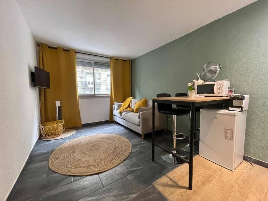 Carré Or Marseille Paradis Apartment in Marseille
