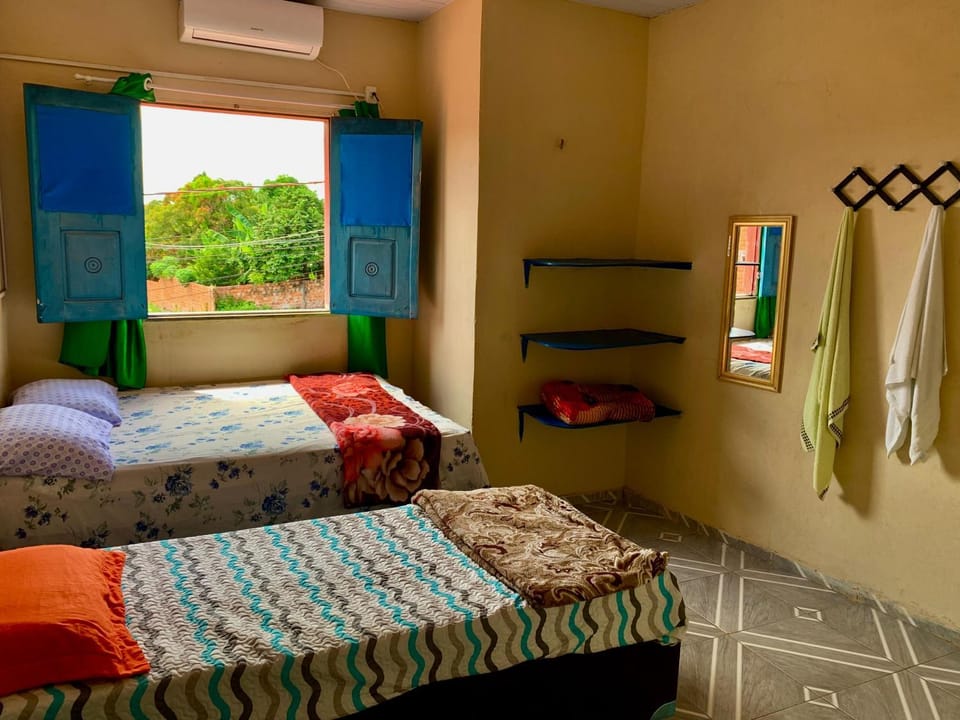 Bed, Bedroom, towels, air conditioner