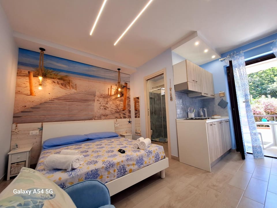 Flowers Apartment Apartment in Tropea
