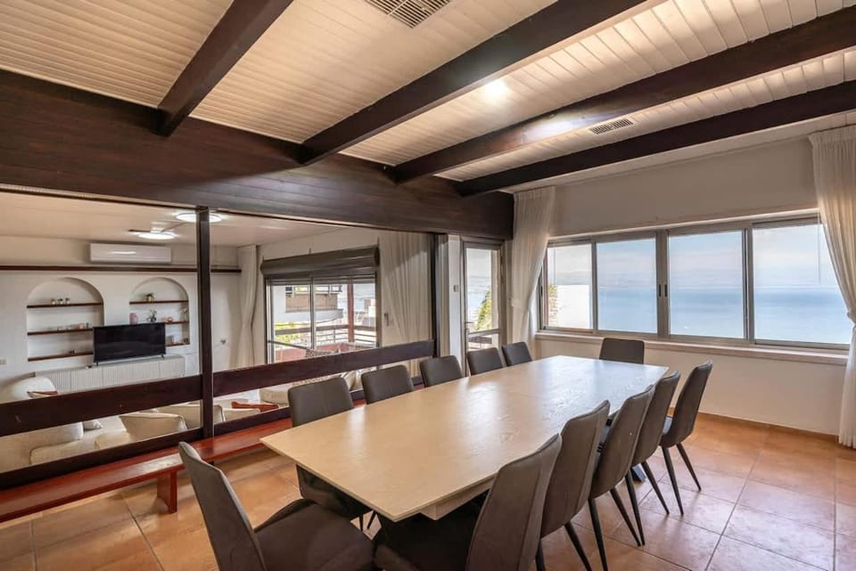 חופש יהונתן-דירה עם נוף לכנרת Hofesh Yehonatan Kinneret View 6BR Apt House in Tiberias