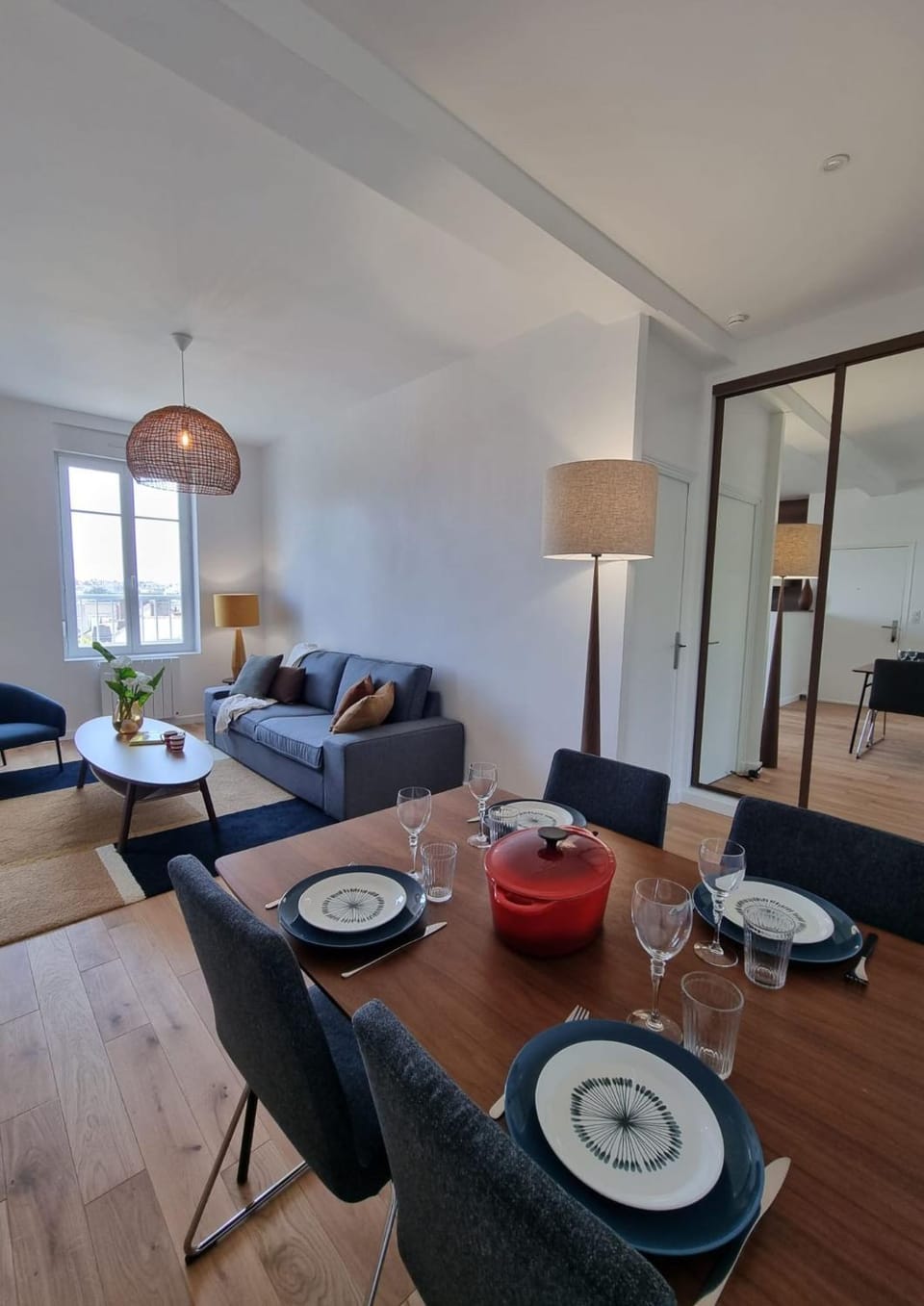 L'APPARTEMENT ELEGANT CENTRE et à 5 min de la GRANDE PLAGE Apartment in Dinard