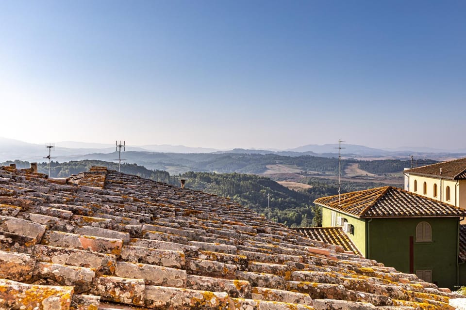 Nearby landmark, Day, Natural landscape, Landmark view, Mountain view, Sea view