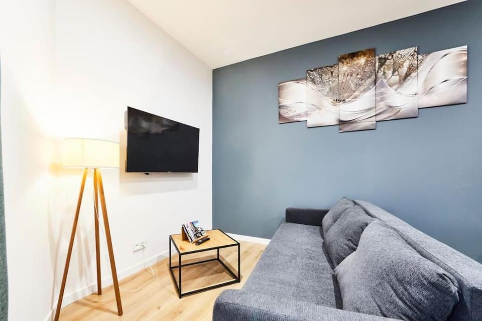 TV and multimedia, Seating area