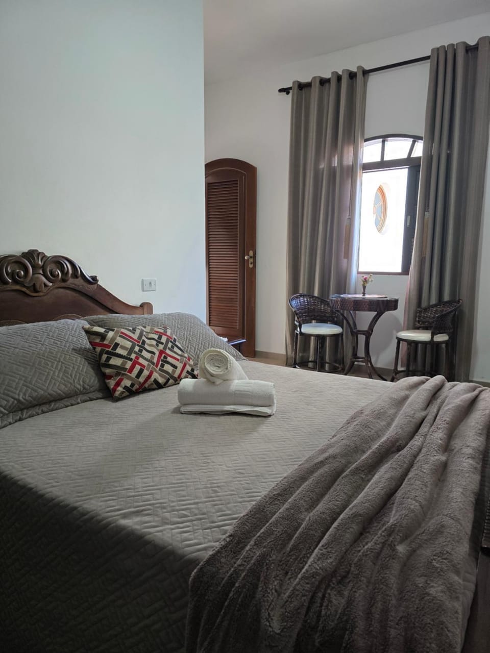 Bed, Photo of the whole room
