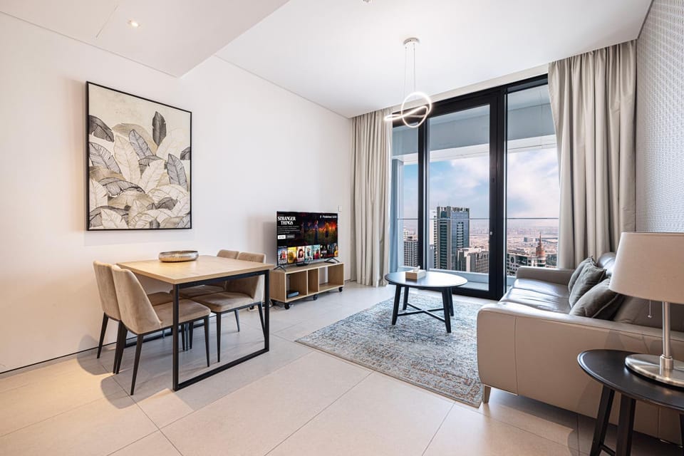 TV and multimedia, Living room, Dining area