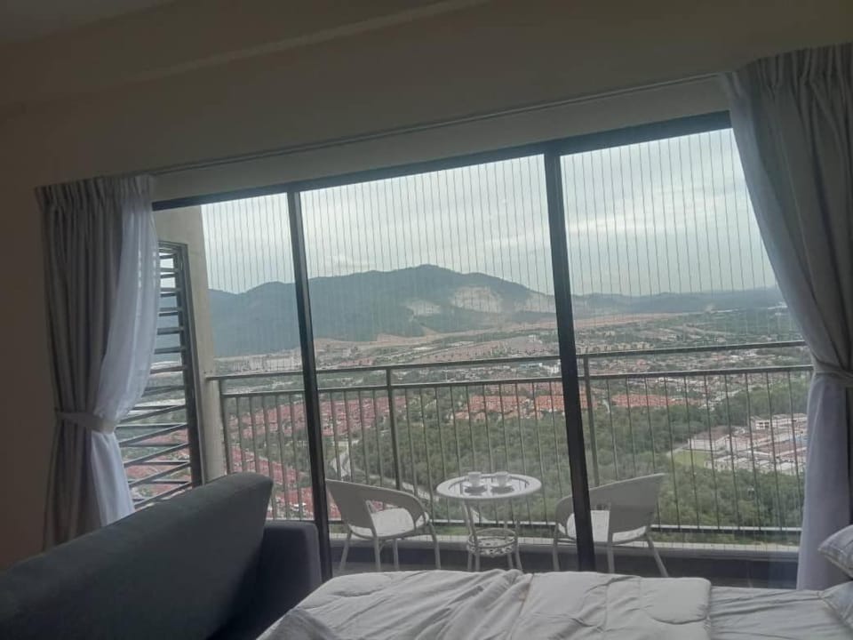 Balcony/Terrace, Mountain view