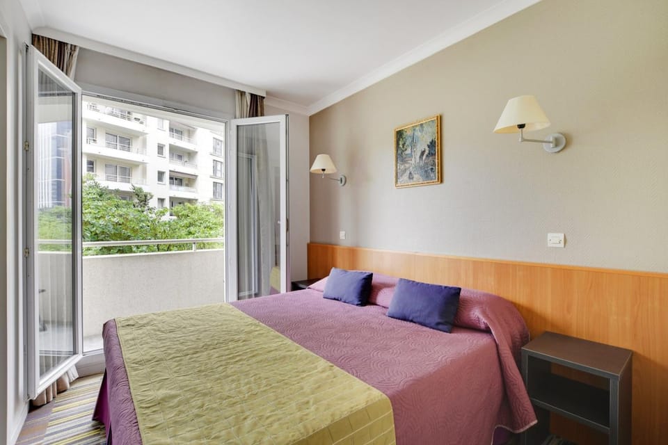 GuestReady - Modern flat near La Défense Apartment in Courbevoie
