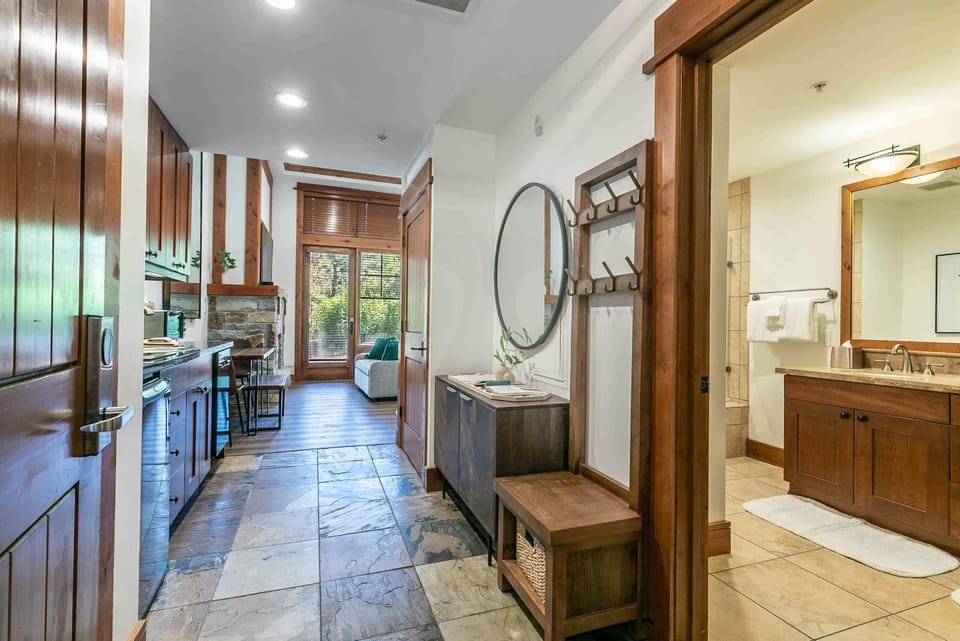 Catamount Lodge 105 by East West Hospitality Apartment in Northstar Drive