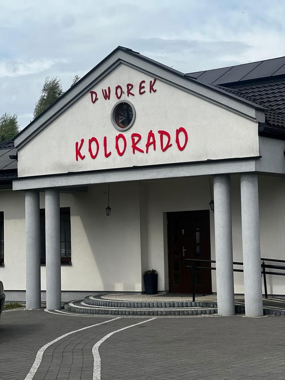 Dworek Kolorado dom 180 m2 na wyłączność - wyposażony House in Poland