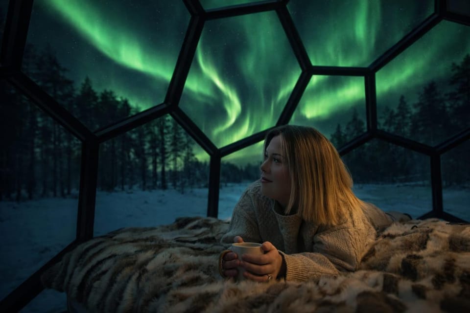 Night, People, Natural landscape, View (from property/room), Bedroom, Guests, group of guests