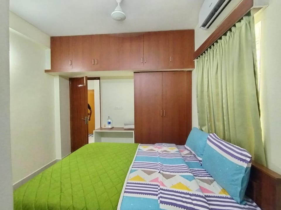 Bed, Bedroom, wardrobe