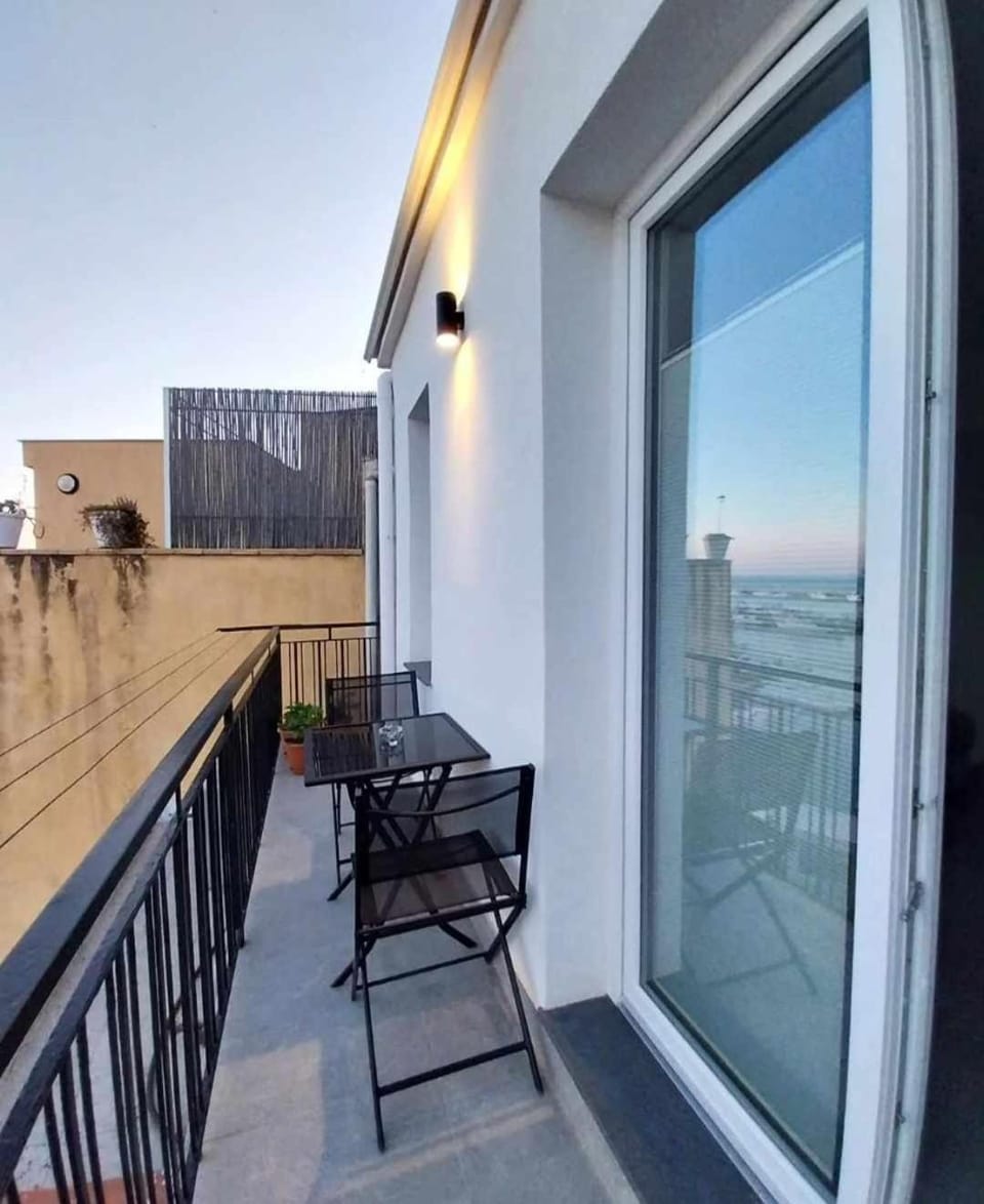 Property building, View (from property/room), Balcony/Terrace