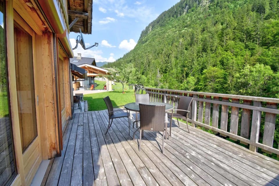 Patio, Balcony/Terrace, Mountain view