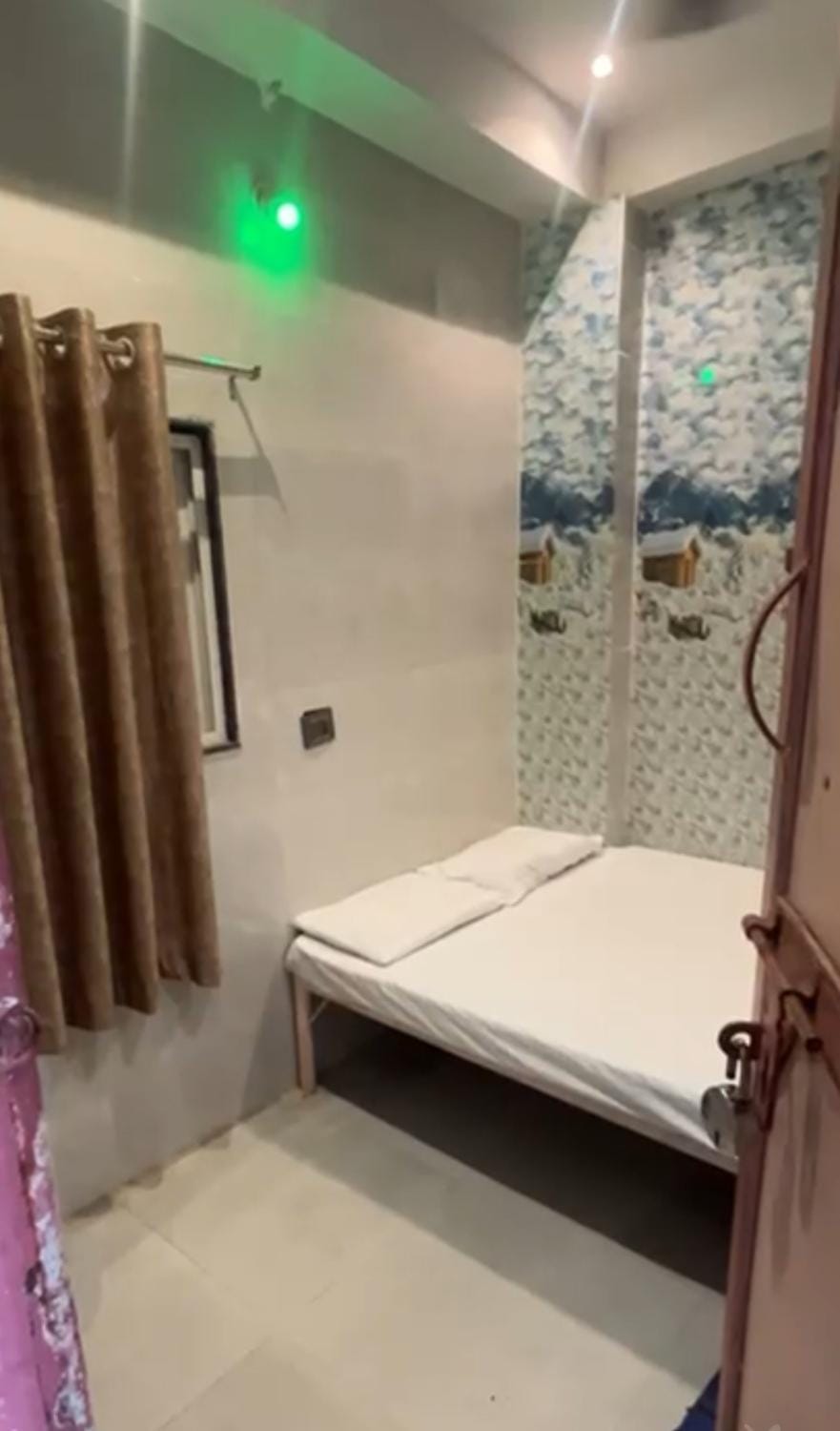 HOTEL IN UJJAIn Hotel in India