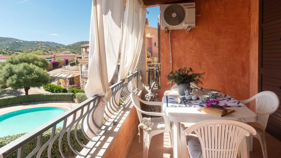 Balcony/Terrace, Other, Swimming pool