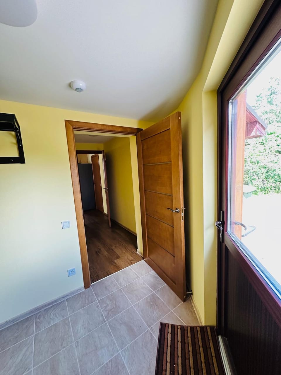 Rožu namu apartamenti Apartment in Latvia
