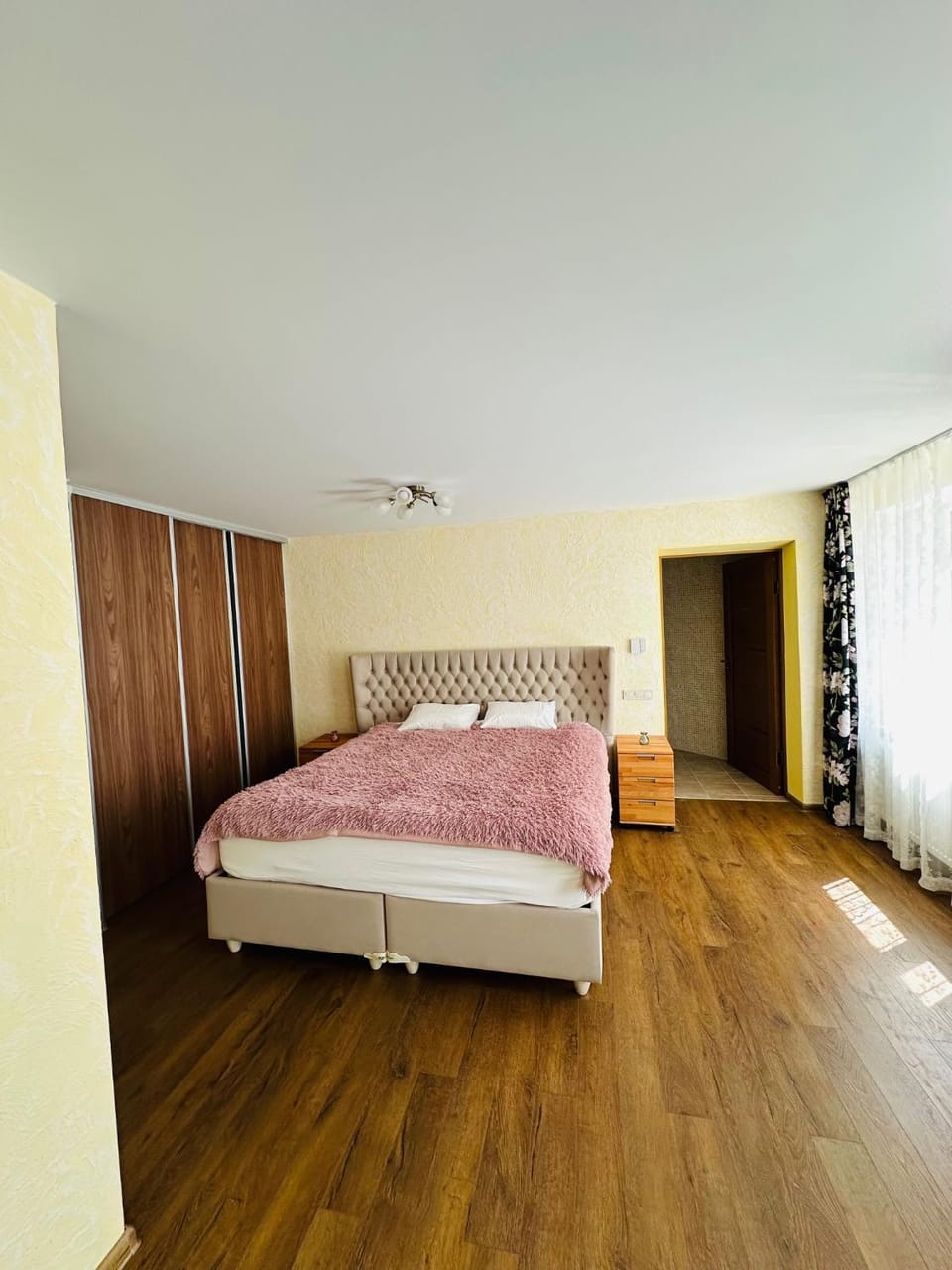 Rožu namu apartamenti Apartment in Latvia