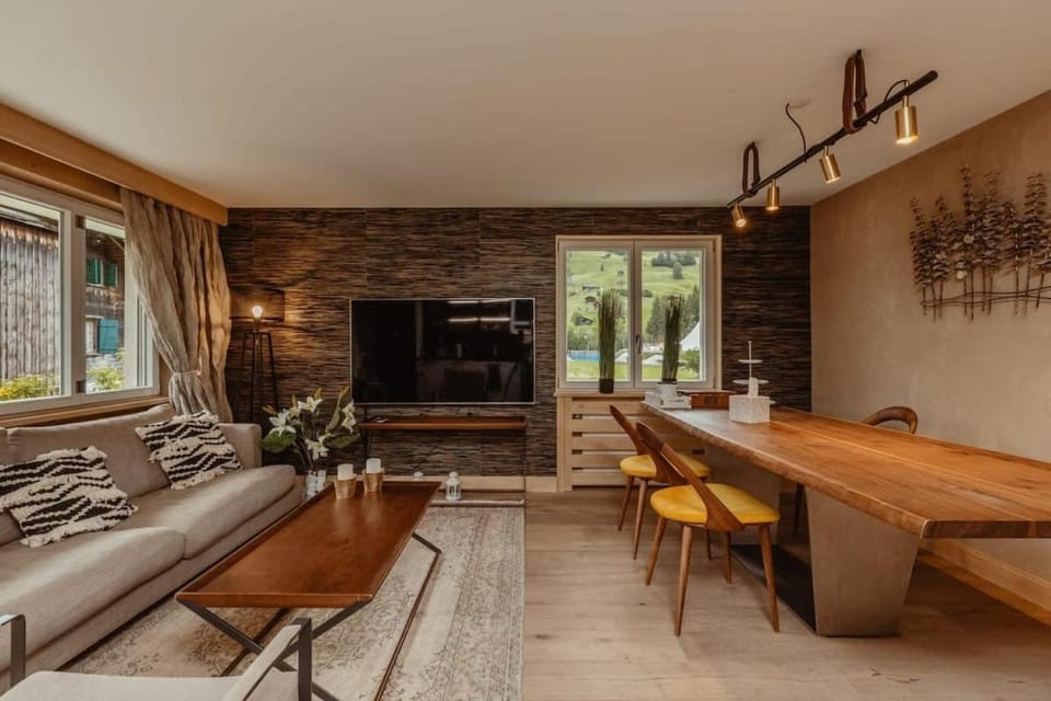 Gstaad Luxurious flat with terrace stunning views Apartment in Saanen