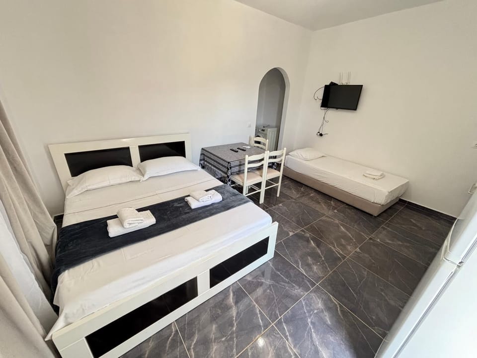 Bed, Photo of the whole room