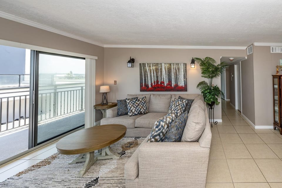 Ocean House 322 Ocean Vistas House in Crescent Beach