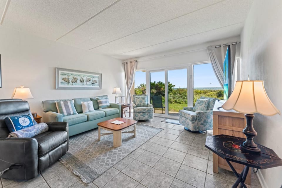 Island House A104 - Direct Ocean Front House in Butler Beach